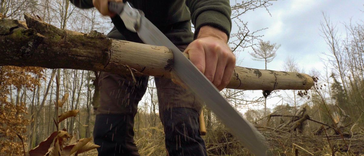 build a small Bushcraft bench from a log